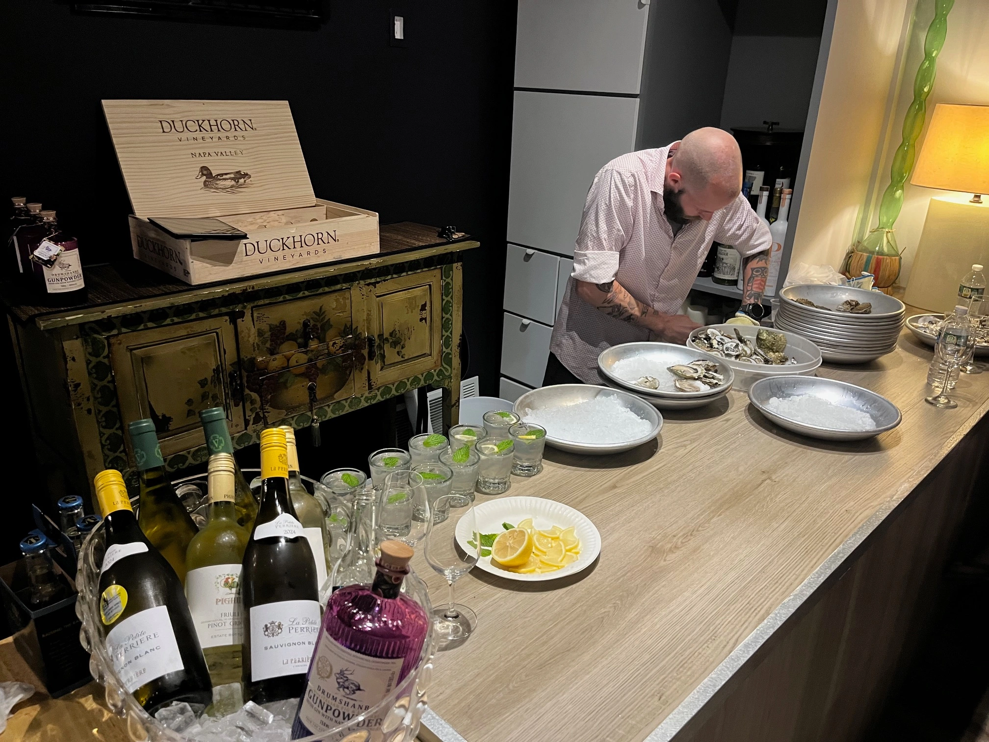 Tasting room experience at Sandy Hook Wine and Liquor — photo 1